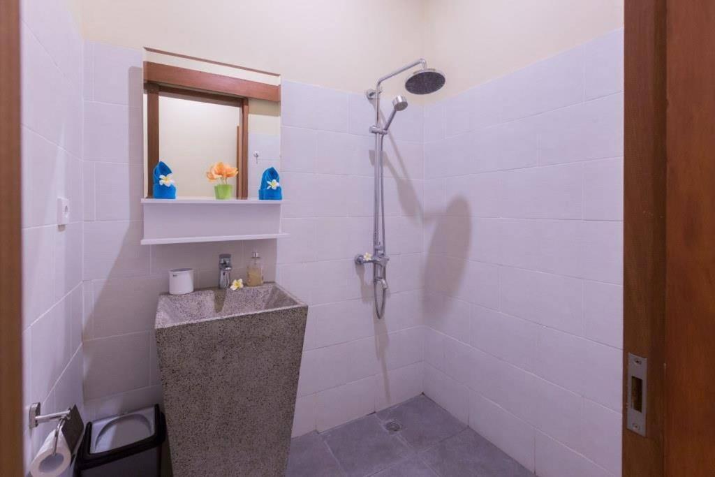 Villa Hitam Putih Legian Bali Seminyak Exteriér fotografie