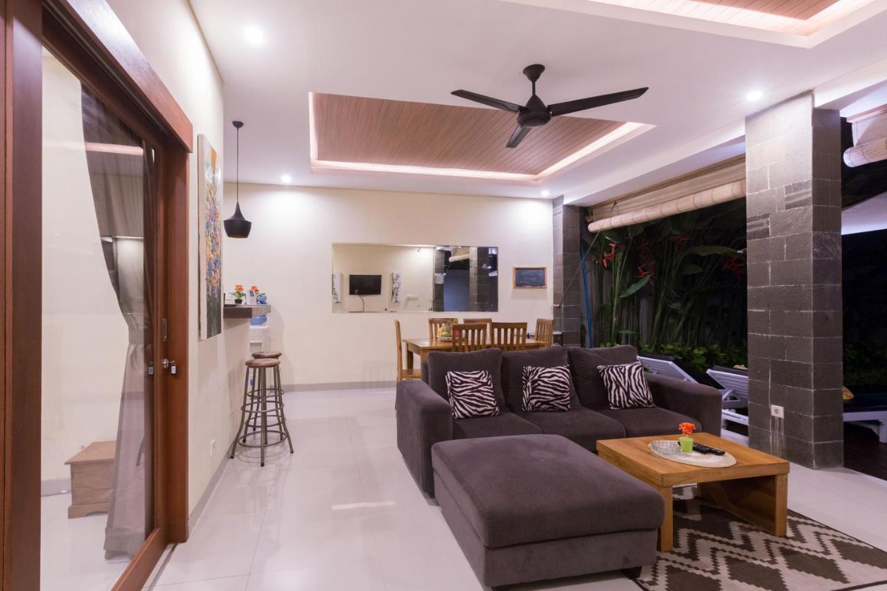 Villa Hitam Putih Legian Bali Seminyak Exteriér fotografie