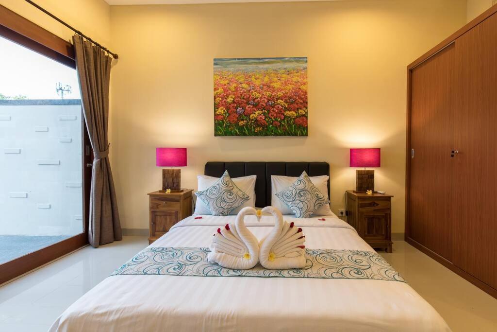 Villa Hitam Putih Legian Bali Seminyak Exteriér fotografie